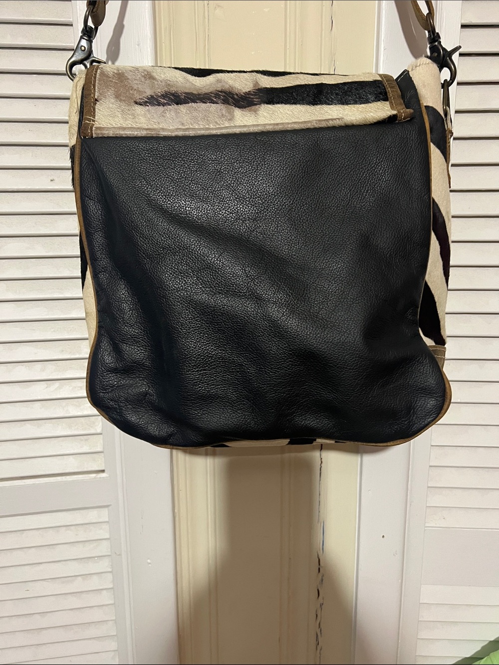 Zebra-Print Messenger Bag in Black and Cream - Picture 3 of 8